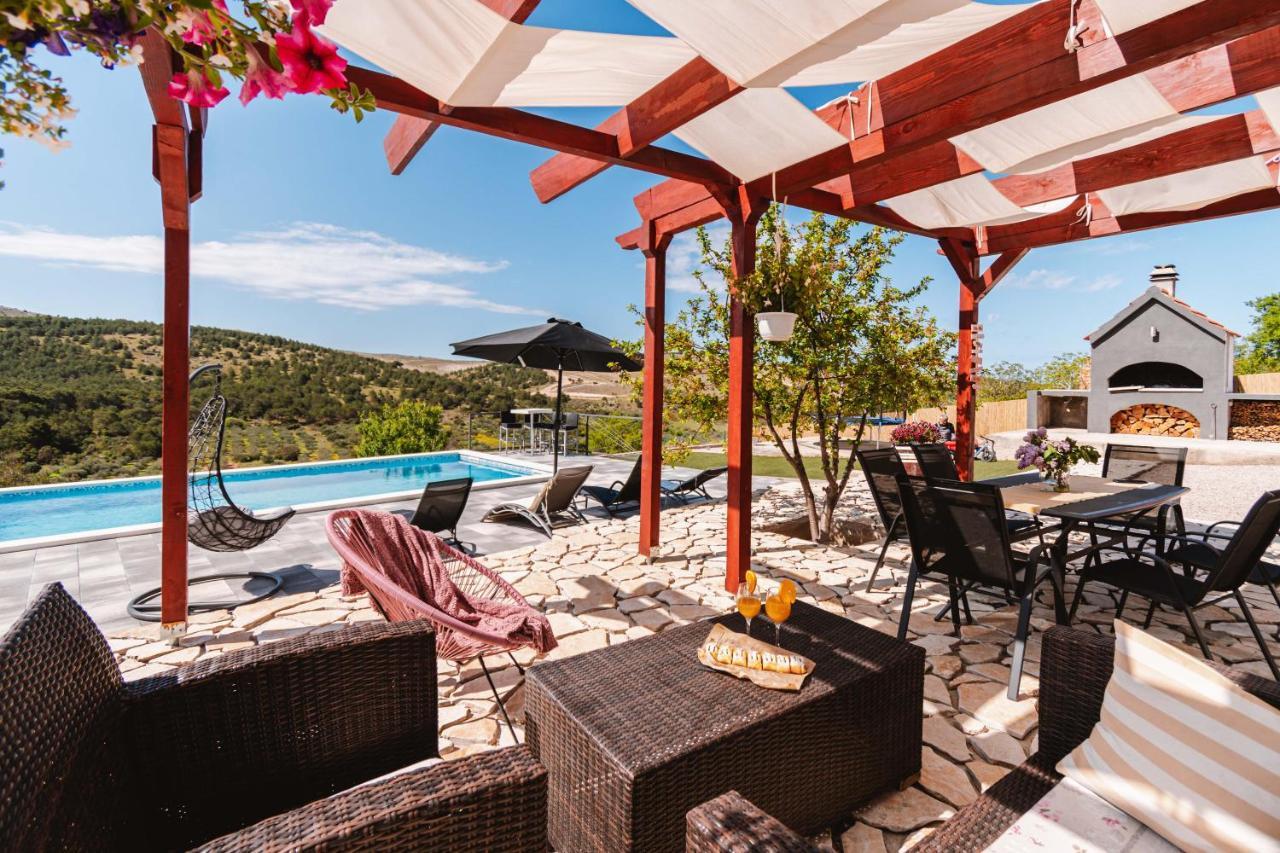 Guest House "The View" - With A Pool Donje Polje Exterior photo