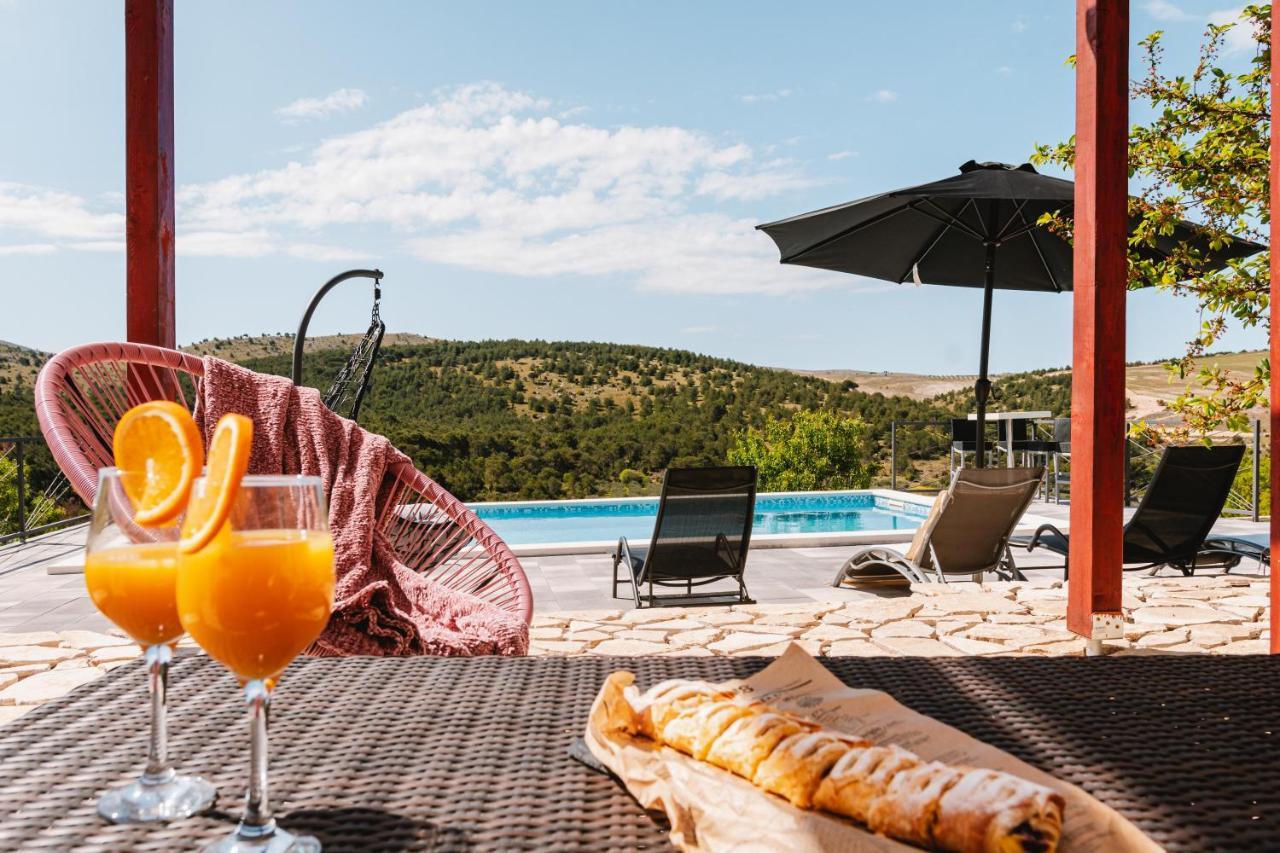 Guest House "The View" - With A Pool Donje Polje Exterior photo