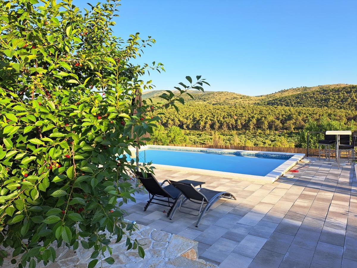 Guest House "The View" - With A Pool Donje Polje Exterior photo